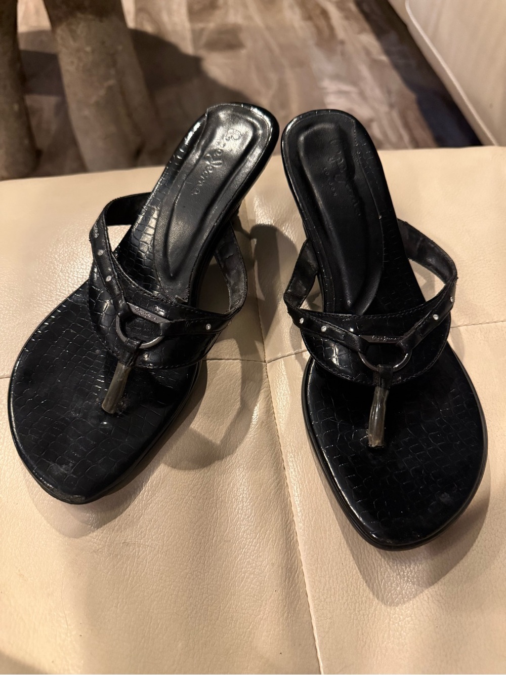 Pepe Jeans Black Croc-Texture Thong Mule with Ring Detail